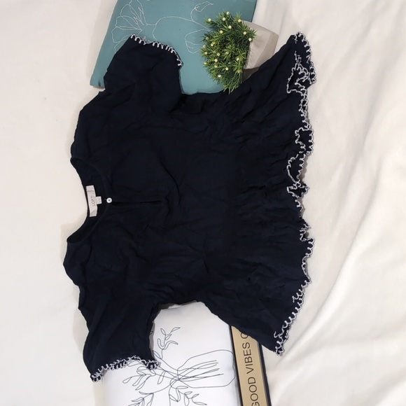 LOFT Tops - Peplum flowy blouse
